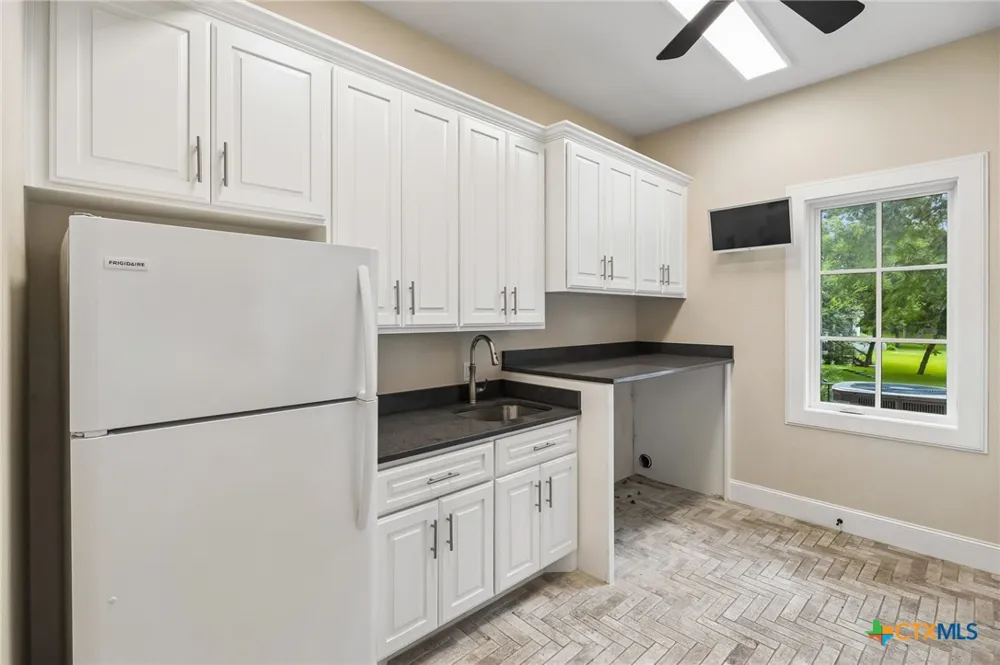 232 Laguna Rio Seguin, TX 78155