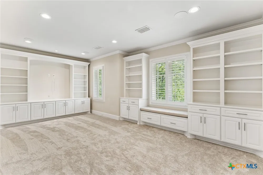 232 Laguna Rio Seguin, TX 78155