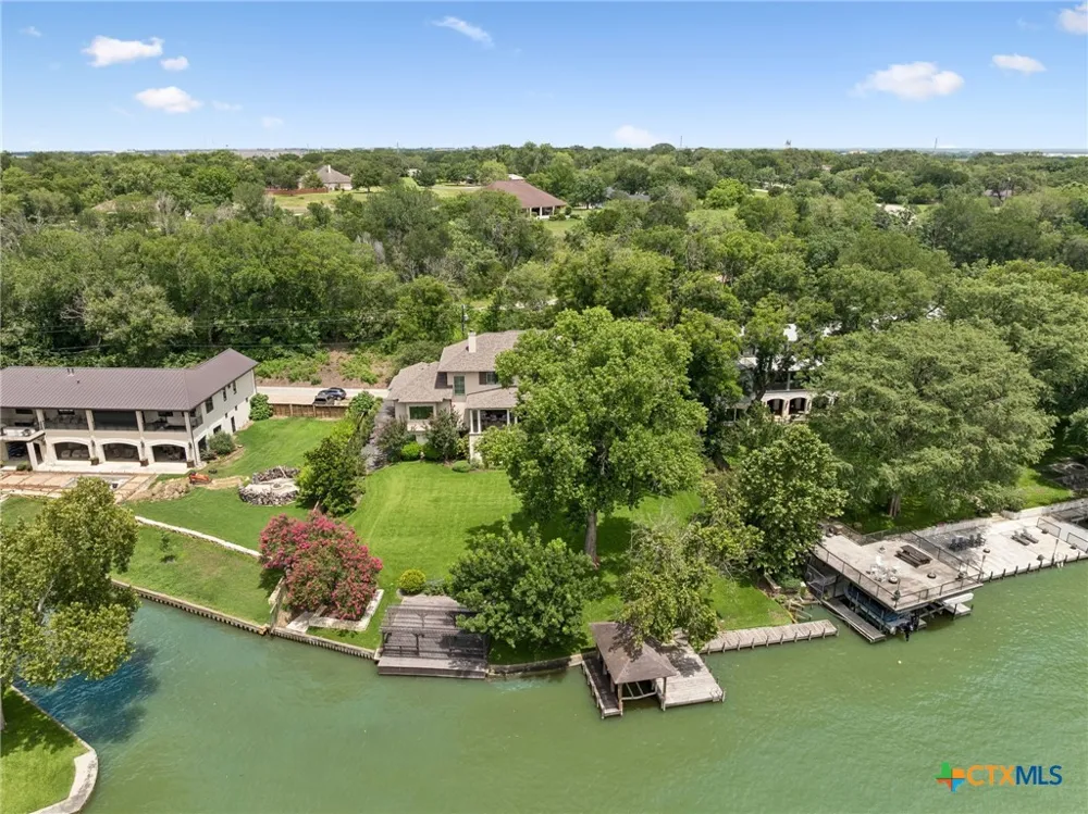 232 Laguna Rio Seguin, TX 78155