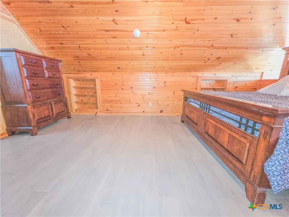376 Haddock Drive Palacios, TX 77465