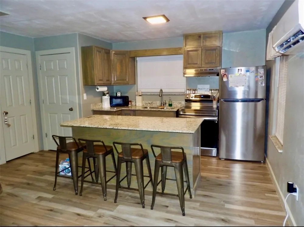473 E County Road 303 Orange Grove, TX 78372