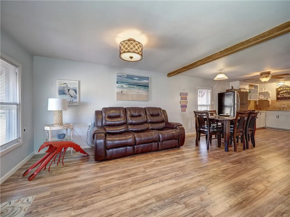1139 S Houston Street Aransas Pass, TX 78336