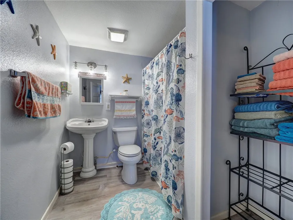 1139 S Houston Street Aransas Pass, TX 78336