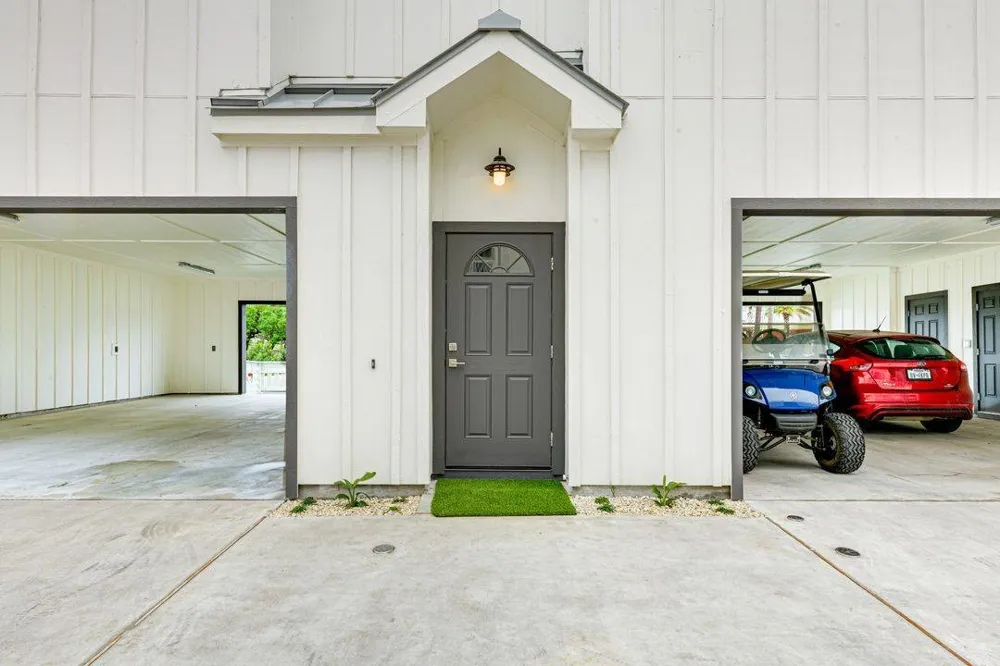 603 E Avenue G #204 Port Aransas, TX 78373