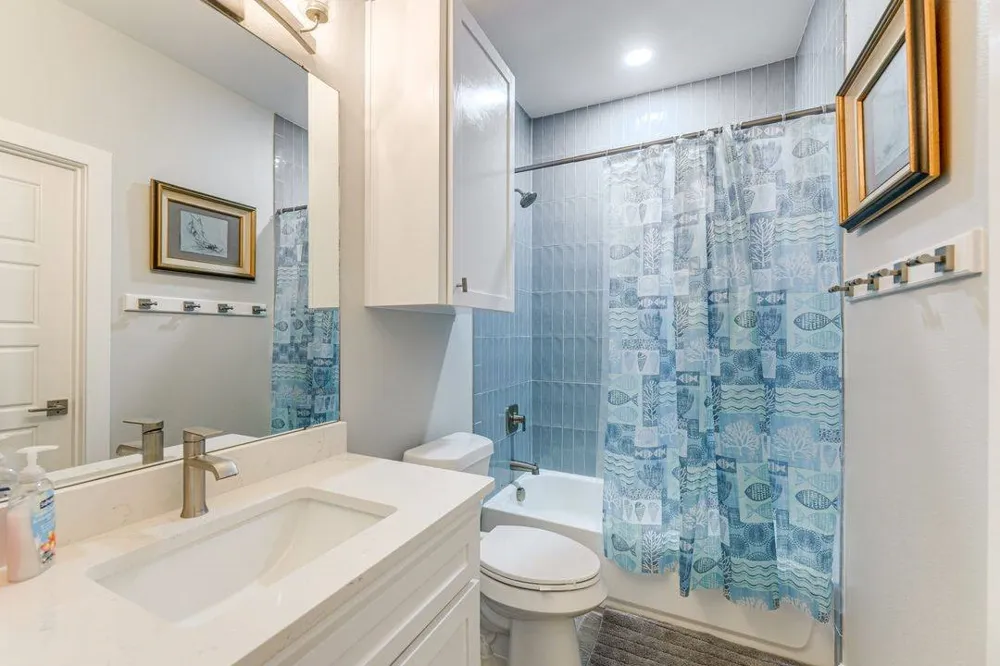 603 E Avenue G #204 Port Aransas, TX 78373