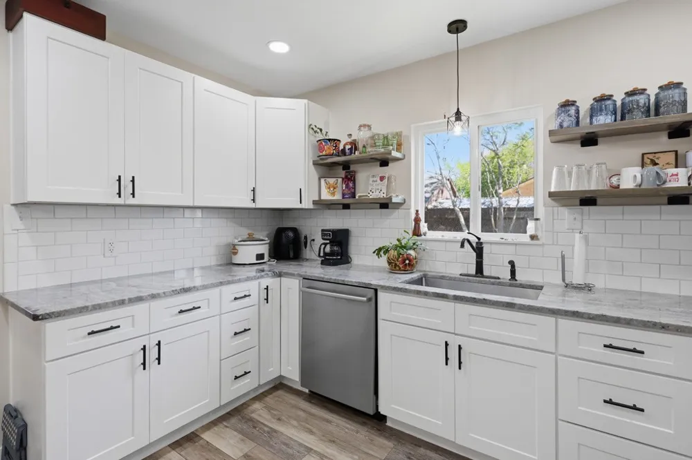 2585 San Angelo Avenue Ingleside, TX 78362
