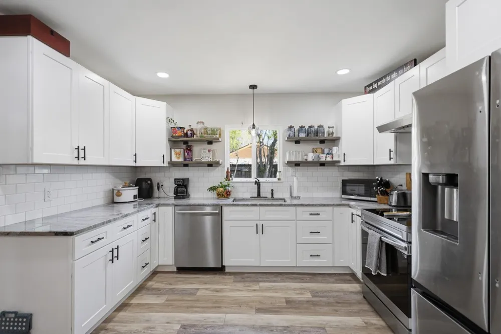 2585 San Angelo Avenue Ingleside, TX 78362