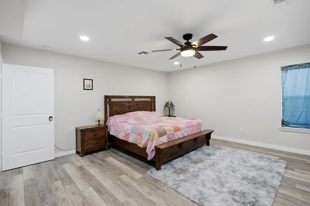 2585 San Angelo Avenue Ingleside, TX 78362