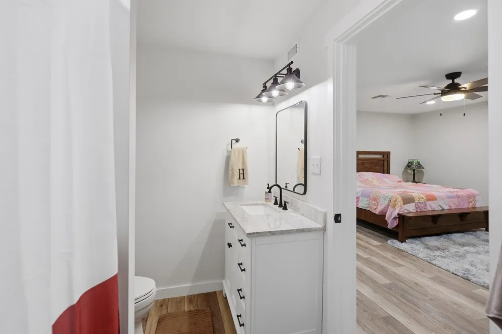 2585 San Angelo Avenue Ingleside, TX 78362
