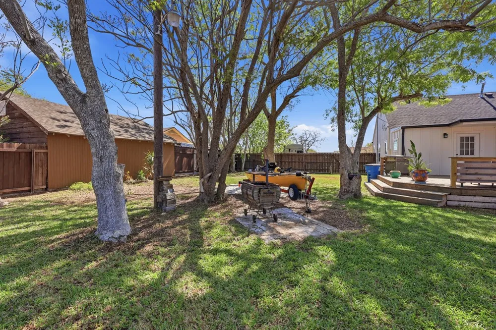 2585 San Angelo Avenue Ingleside, TX 78362