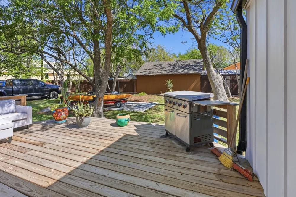 2585 San Angelo Avenue Ingleside, TX 78362