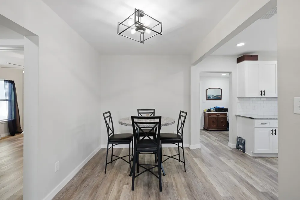 2585 San Angelo Avenue Ingleside, TX 78362
