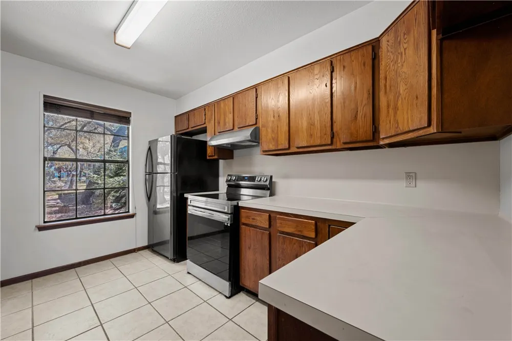 606 N Seventh St Fulton, TX 78358