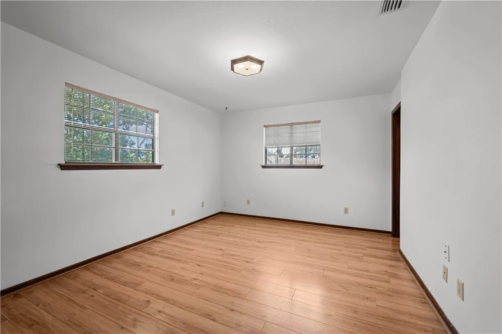 606 N Seventh St Fulton, TX 78358