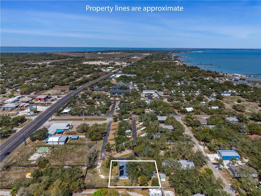 606 N Seventh St Fulton, TX 78358