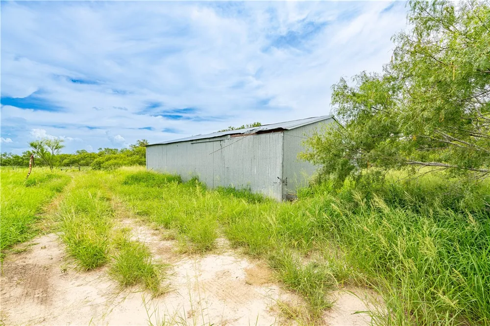 229 FM 628 Riviera, TX 78379