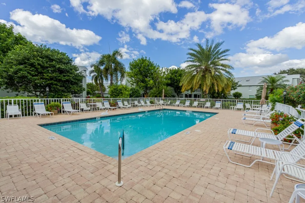 Tama Circle #102 Naples, FL 34112