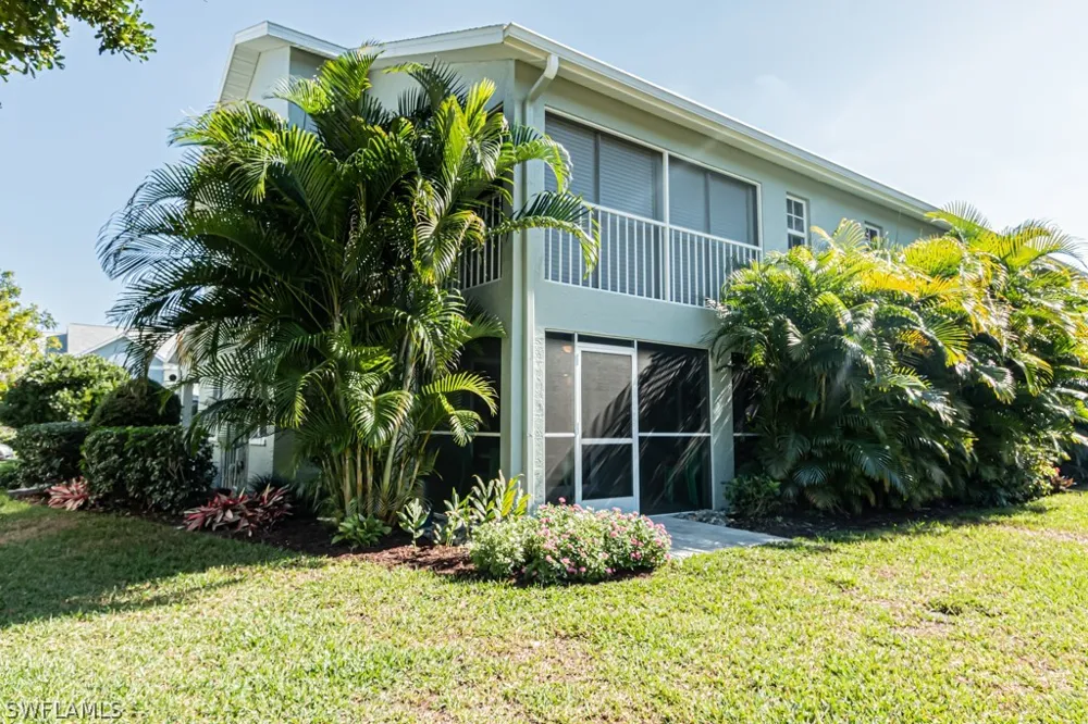 Tama Circle #102 Naples, FL 34112