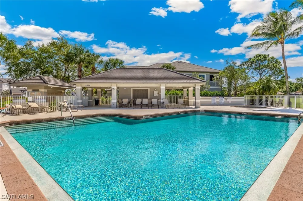 Covent Garden Court #1203 Naples, FL 34120