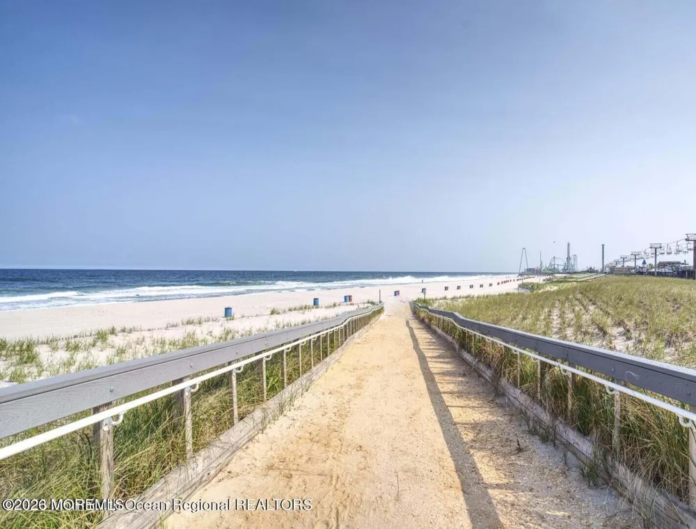 253 Dewey Drive Ortley Beach, NJ 08751