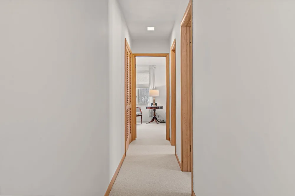 2095 Lakeshore Drive Fennville, MI 49408