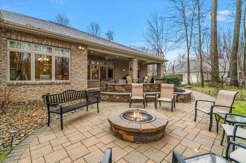 2666 Heritage Way Stevensville, MI 49127