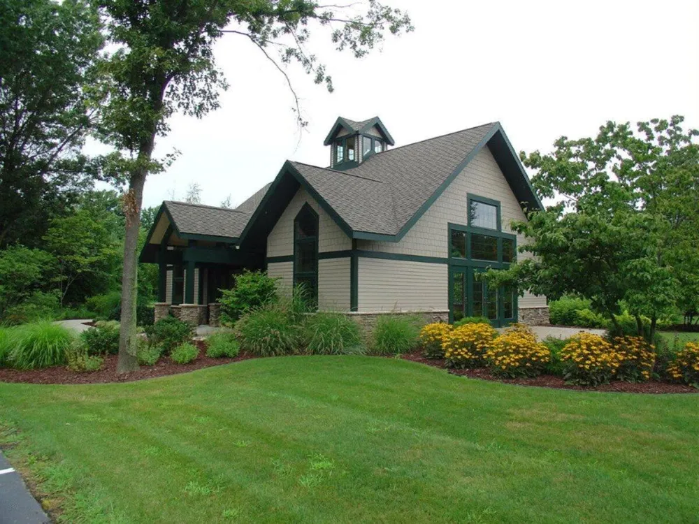 2666 Heritage Way Stevensville, MI 49127
