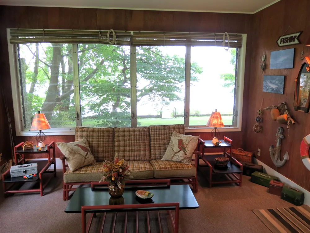 890 White Lake Road Pleasant Lake, MI 49272