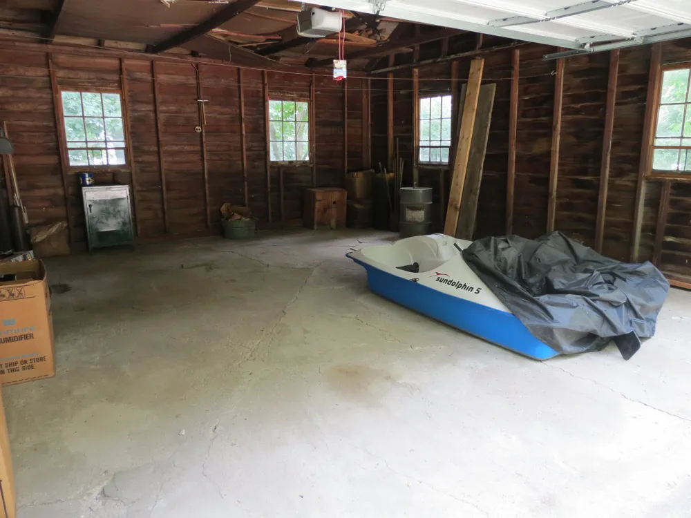 890 White Lake Road Pleasant Lake, MI 49272