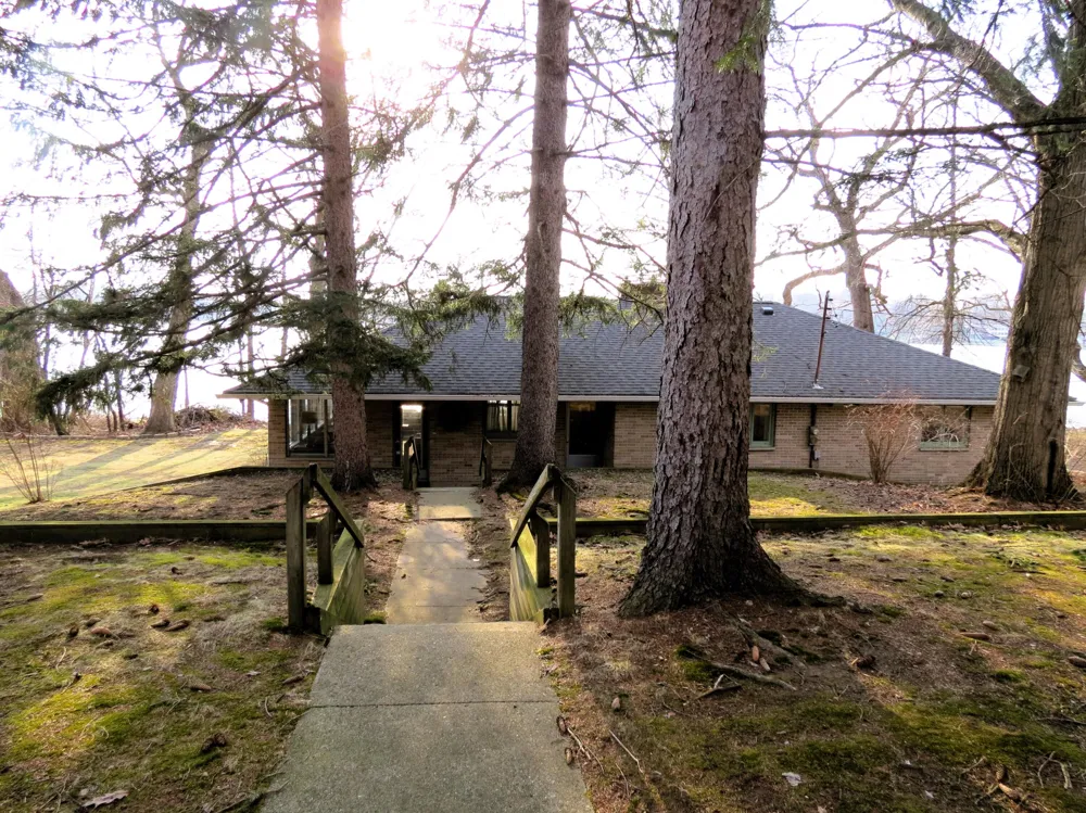 890 White Lake Road Pleasant Lake, MI 49272