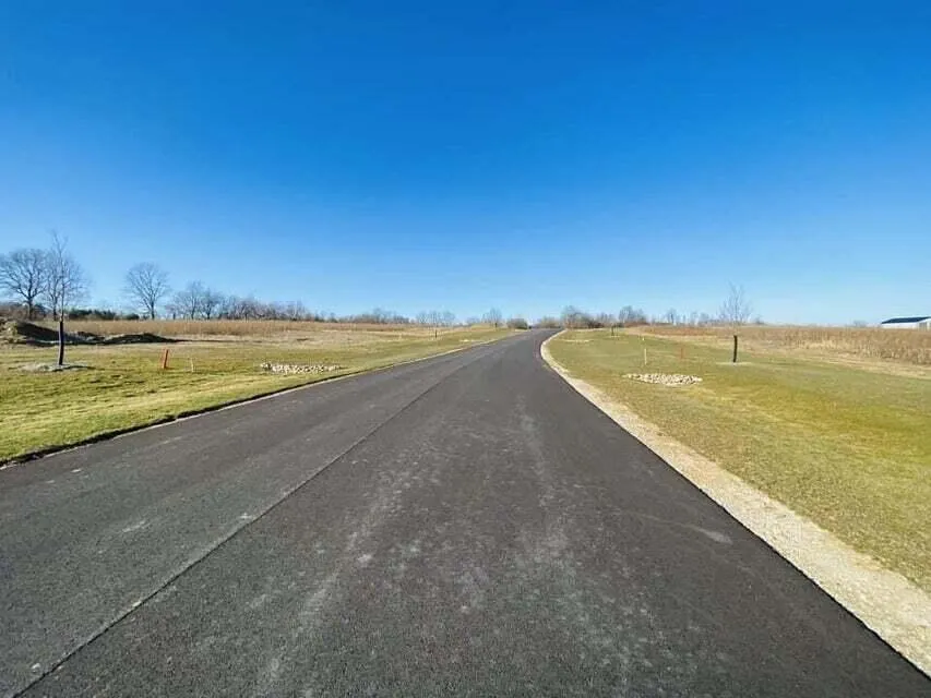 8 High Ridge Court Freeport, MI 49325