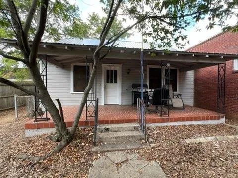 3609 Hamilton Road