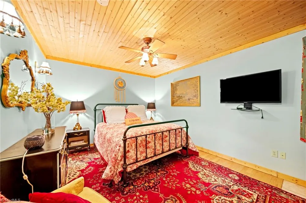 1902 Brown Road Sparta, NC 28675