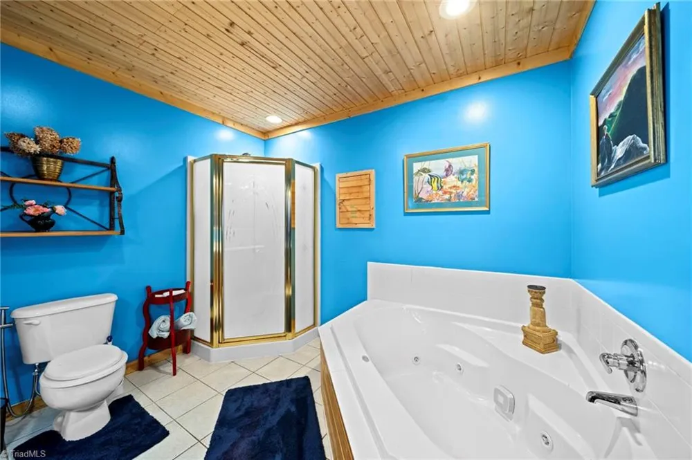 1902 Brown Road Sparta, NC 28675