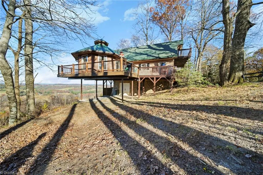 1902 Brown Road Sparta, NC 28675