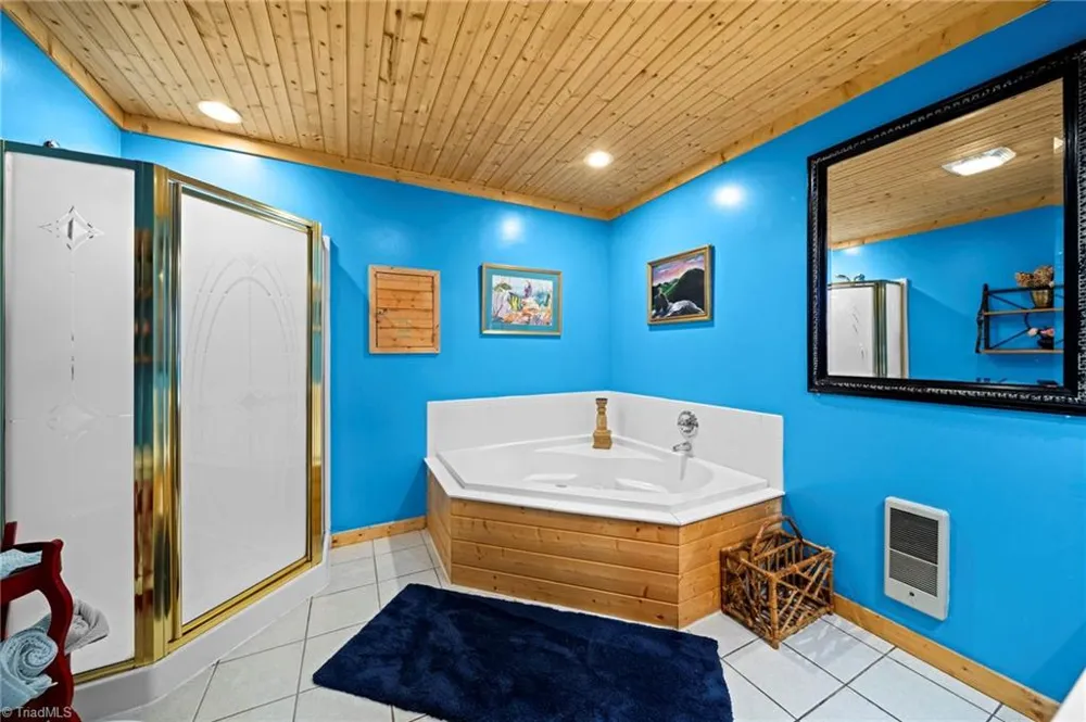 1902 Brown Road Sparta, NC 28675