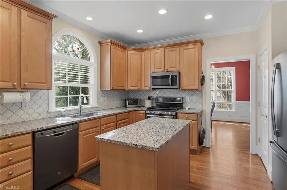 1869 Curraghmore Road Clemmons, NC 27012