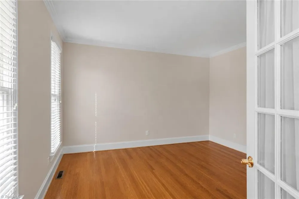 1869 Curraghmore Road Clemmons, NC 27012