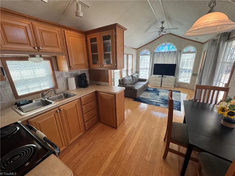 438 Dogwood Circle Traphill, NC 28685