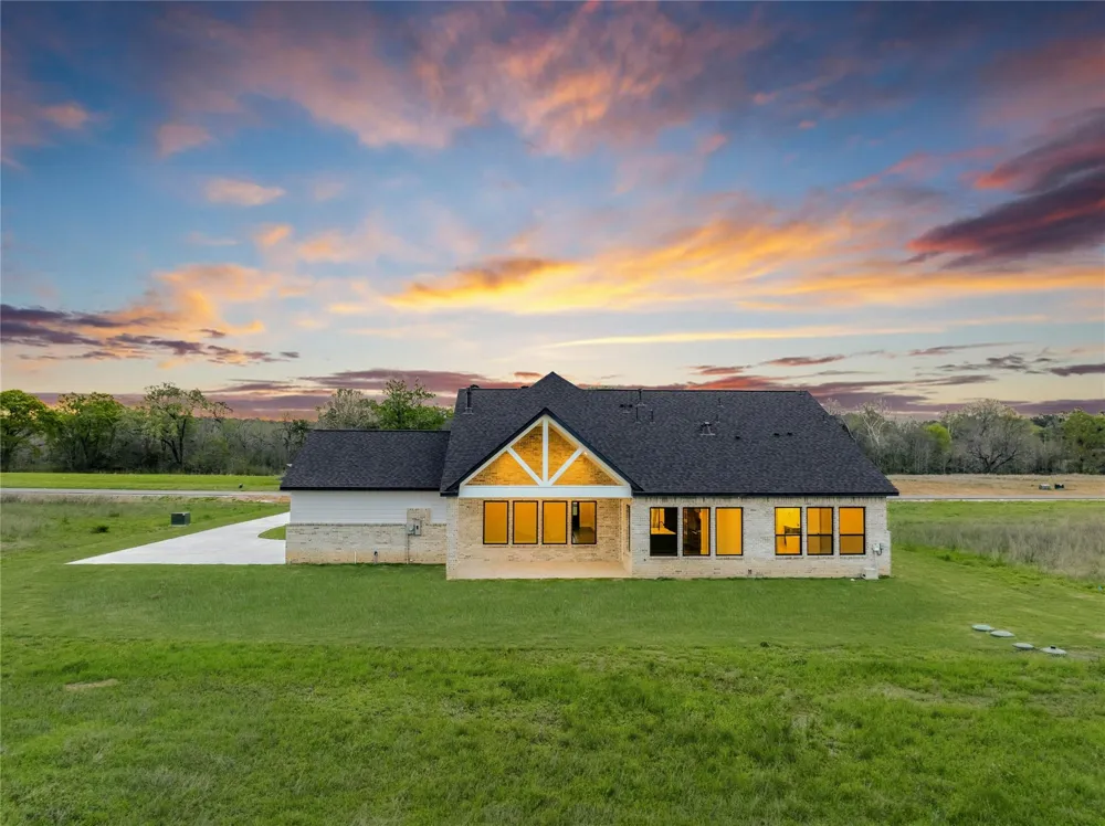 151 Seguin Drive New Waverly, TX 77358