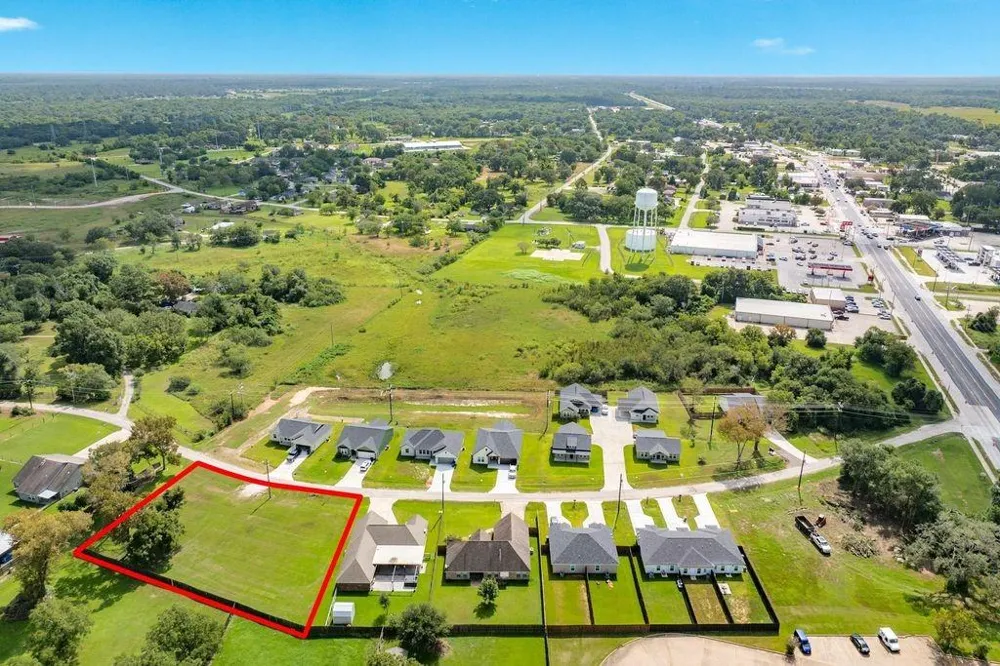 Ellis Ln West Columbia, TX 77486