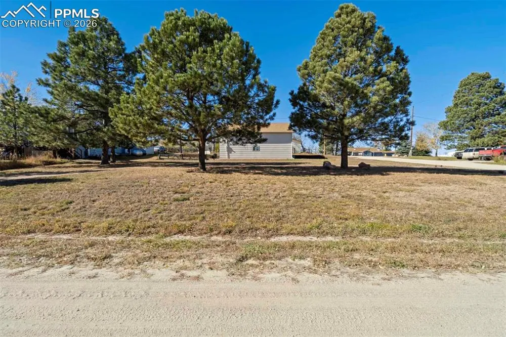 401 Cheyenne Street Calhan, CO 80808