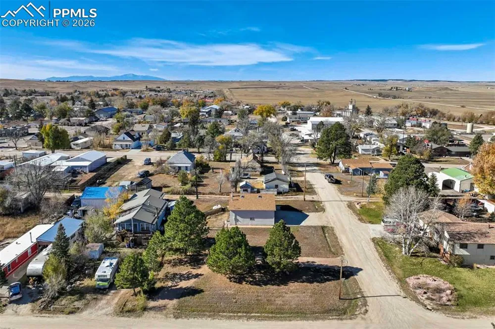 401 Cheyenne Street Calhan, CO 80808