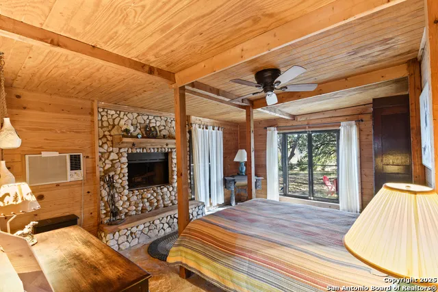 62 Turkey Trot Uvalde, TX 78801
