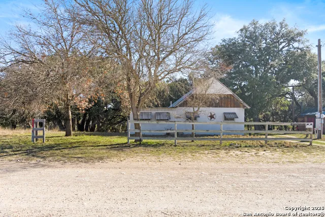 62 Turkey Trot Uvalde, TX 78801