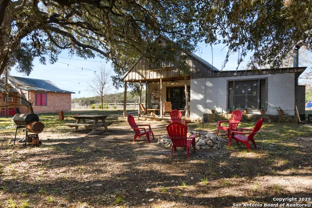 62 Turkey Trot Uvalde, TX 78801
