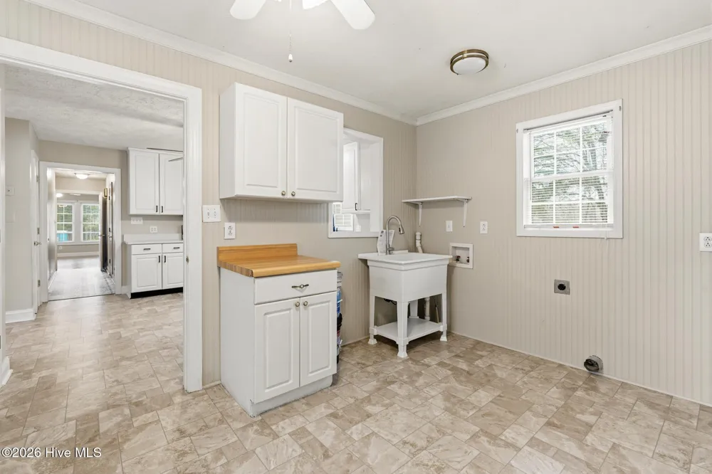 449 Us Highway 1 S Rockingham, NC 28379