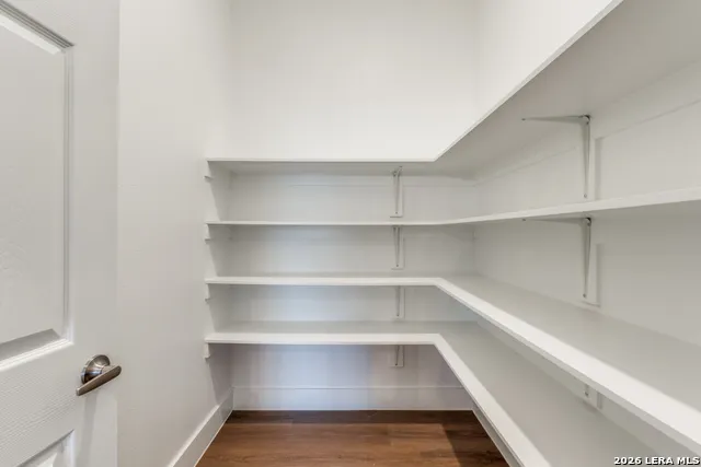 330 E Carson St San Antonio, TX 78208