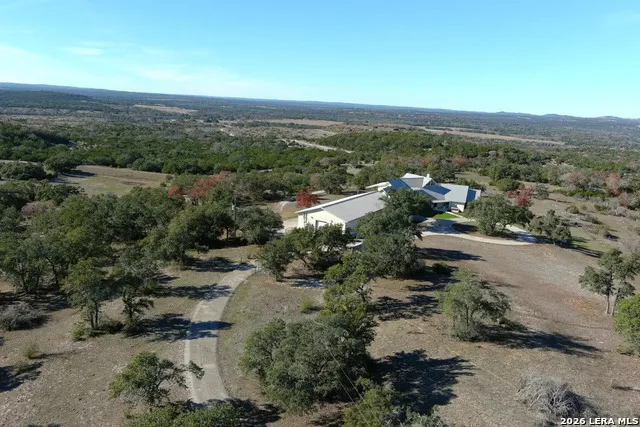 1141 Currie Road Wimberley, TX 78676