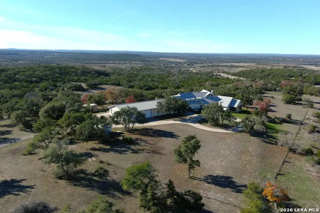 1141 Currie Road Wimberley, TX 78676